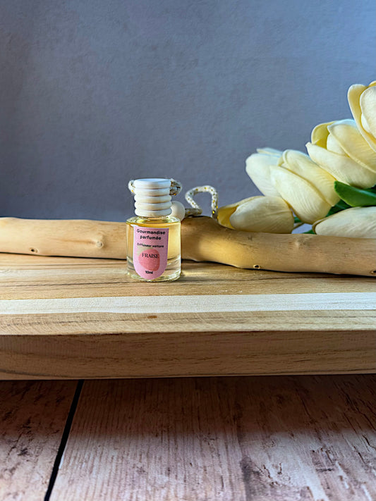 Diffuseur voiture fraise